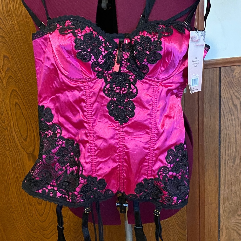 Seven Til Midnight Corset & Thong Set Fuchsia with  Black Lace Size L